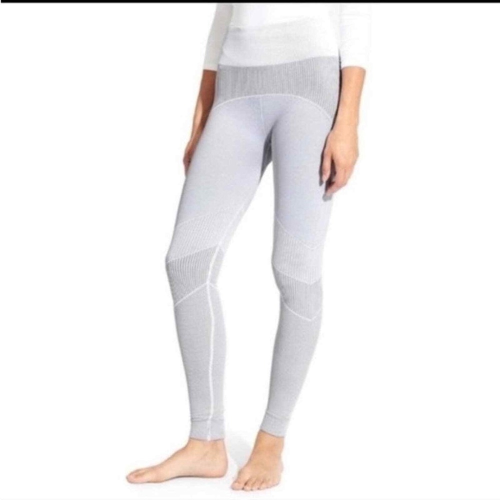 Athleta Lightly Worn Warm Base Layer Leggings Flu… - image 1